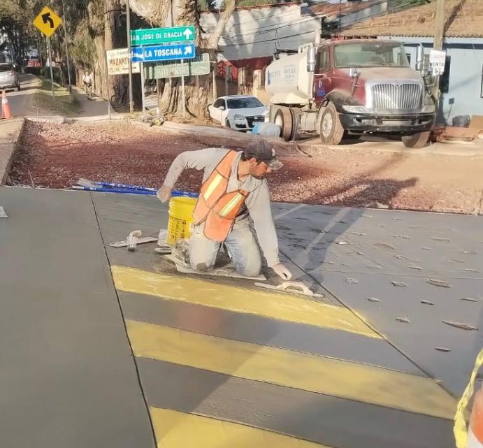 Servicio: Topografía y Urbanización, galeria 176